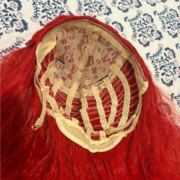 Disney Descendants Rise of Red Costume - Includes Wig ❤️ - Picture 9 of 9